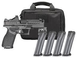 Springfield Armory Echelon Comp 9mm Pistol 4.5" Gear Pac Bundle, (4) Magazines, Red Dot, 20+1 - 20+1 Rounds | 4.5" Barrel | Blue/Black 2